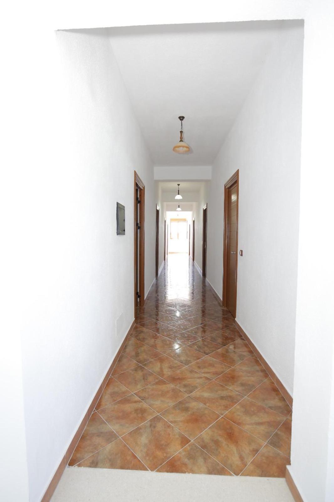 Hotelgodini Golem  Ngoại thất bức ảnh