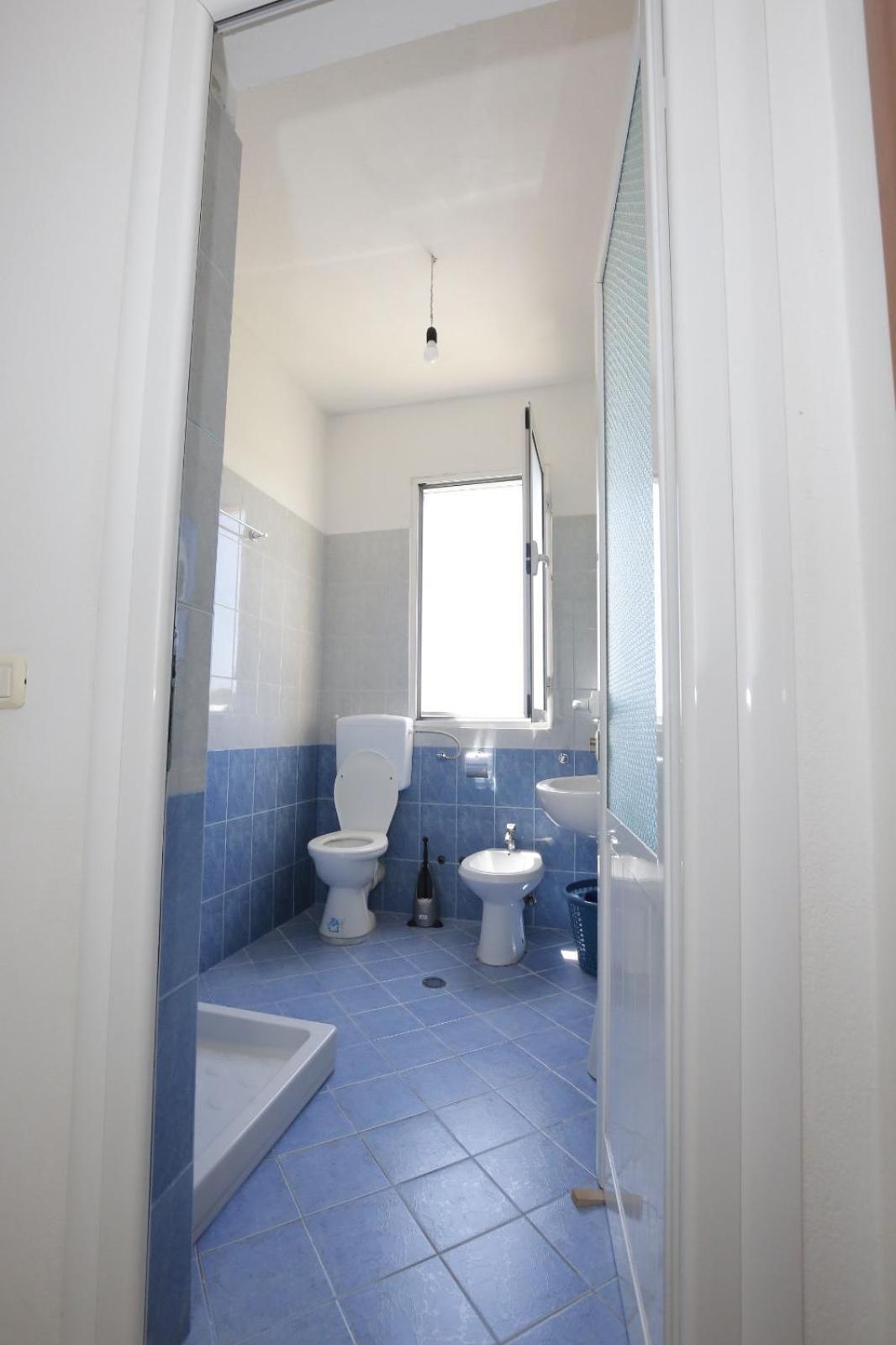 Hotelgodini Golem  Ngoại thất bức ảnh