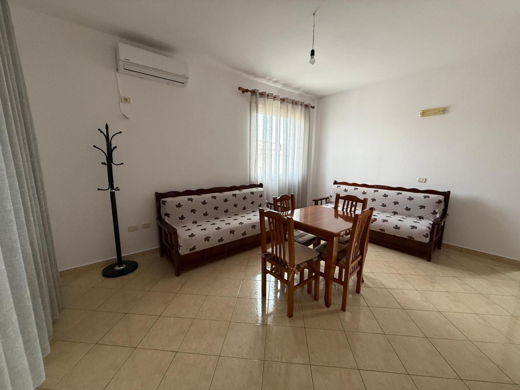 Hotelgodini Golem  Ngoại thất bức ảnh